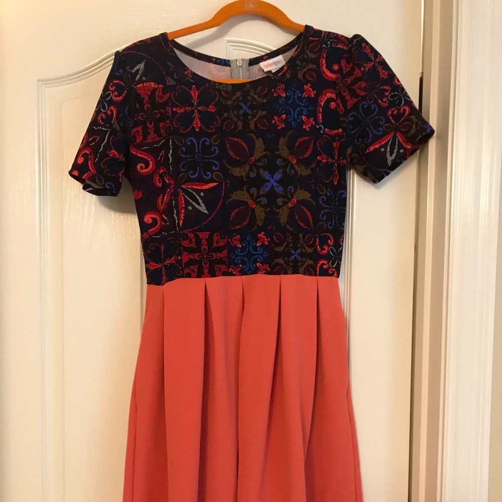 Lula Roe Amelia style dress